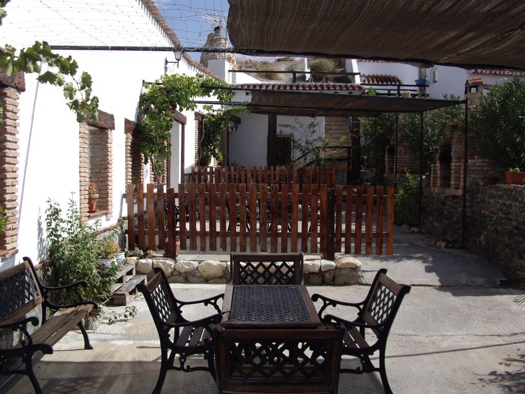Cuevas Rio Baza Apartment Bagian luar foto